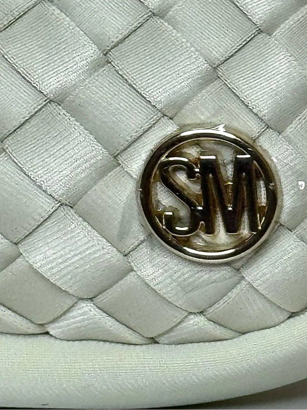 Steve Madden White Quilted Belt Bag Crossbody Gold Hardware Y2K Chic 🤍✨